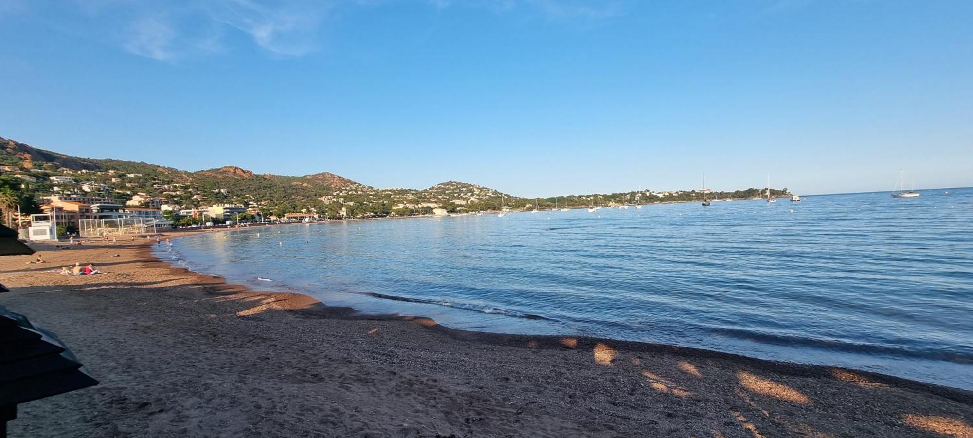 Agay Cap Esterel Village Allee Fleurs - F2 Clim Vue Golf Et Mer - Grande Terrasse Plein Sud Saint-Raphaël Exterior foto
