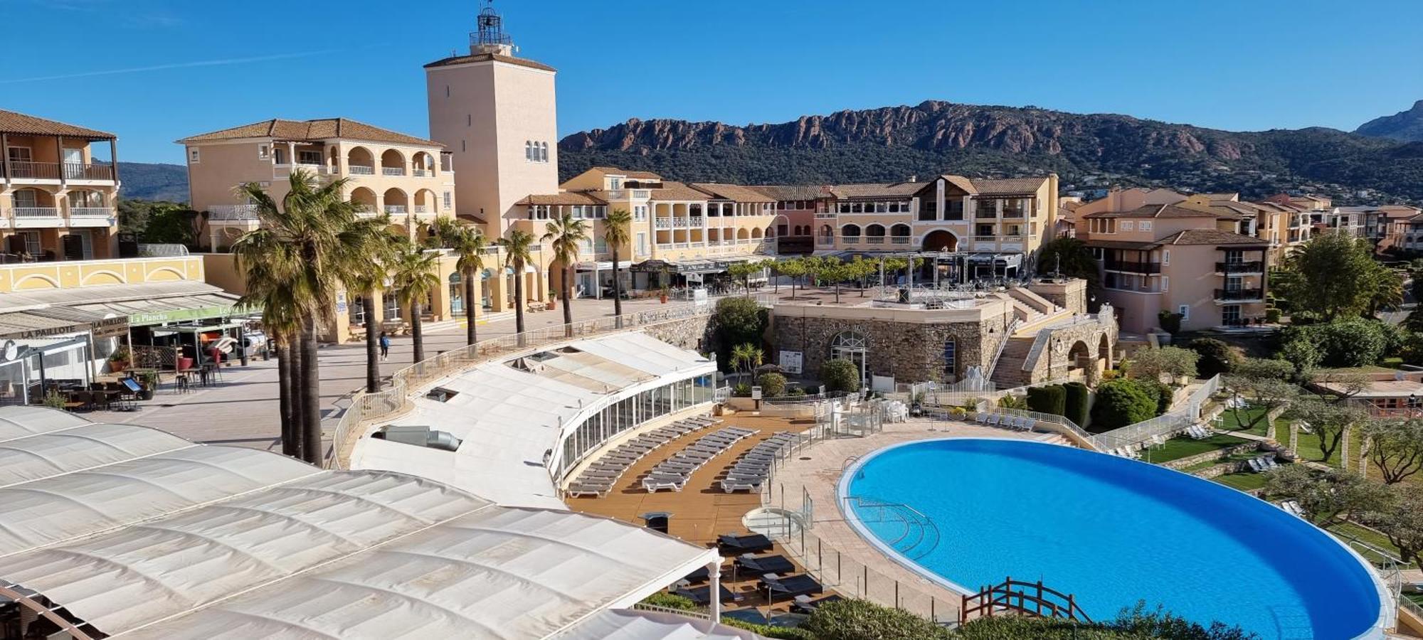 Agay Cap Esterel Village Allee Fleurs - F2 Clim Vue Golf Et Mer - Grande Terrasse Plein Sud Saint-Raphaël Exterior foto
